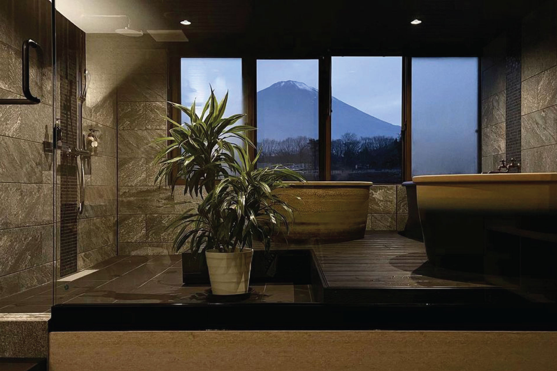 貸切温泉風呂・令和の湯